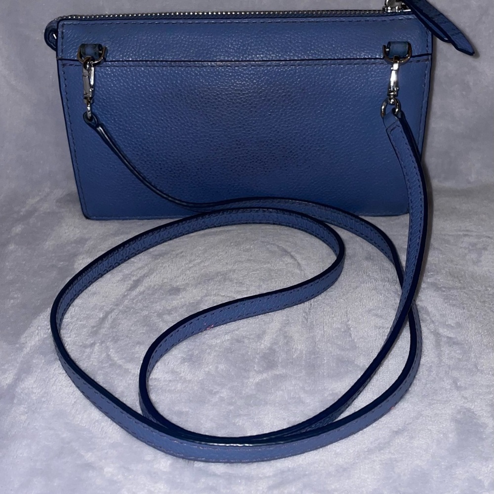 Kate Spade Small Tab Jackson Blue Crossbody Wallet Clutch Pebbled Leather - Picture 2 of 8